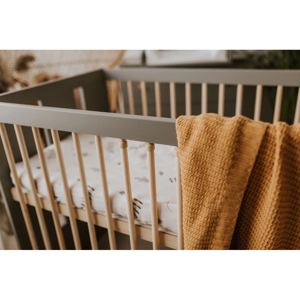 Babykamer Bo: Ledikant & Commode 10 Babykamer Bo: Ledikant & Commode - Afbeelding 8