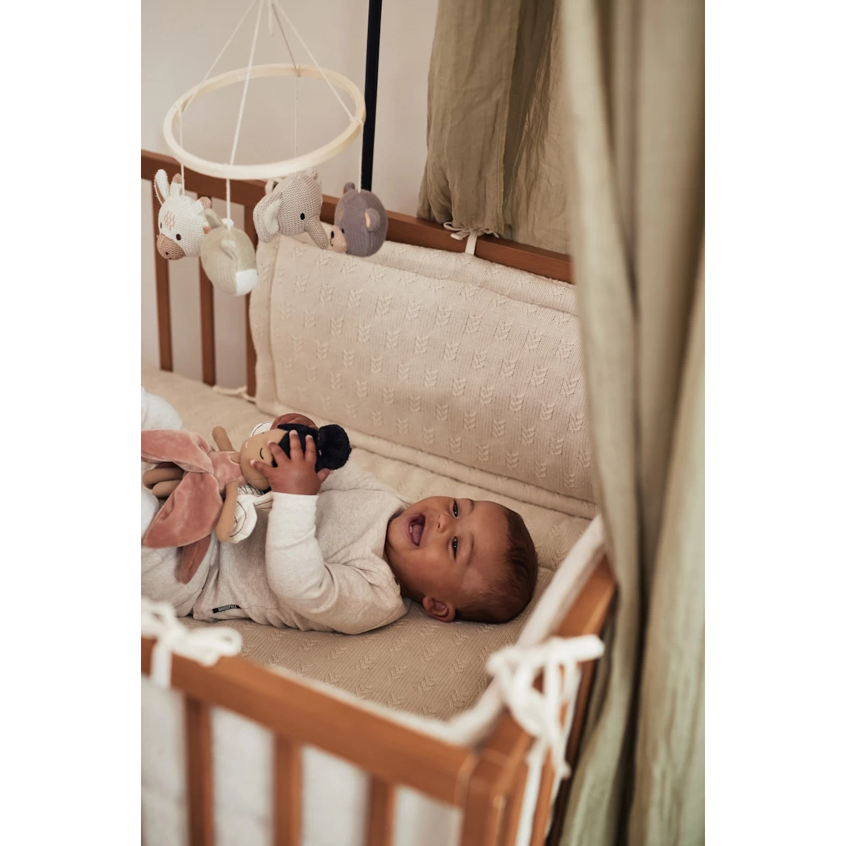 Jollein Grain Knit Oatmeal 30 X 180 Cm Bedbumper 004-895-67047 8 Jollein Grain Knit Oatmeal 30 X 180 Cm Bedbumper 004-895-67047 - Afbeelding 6