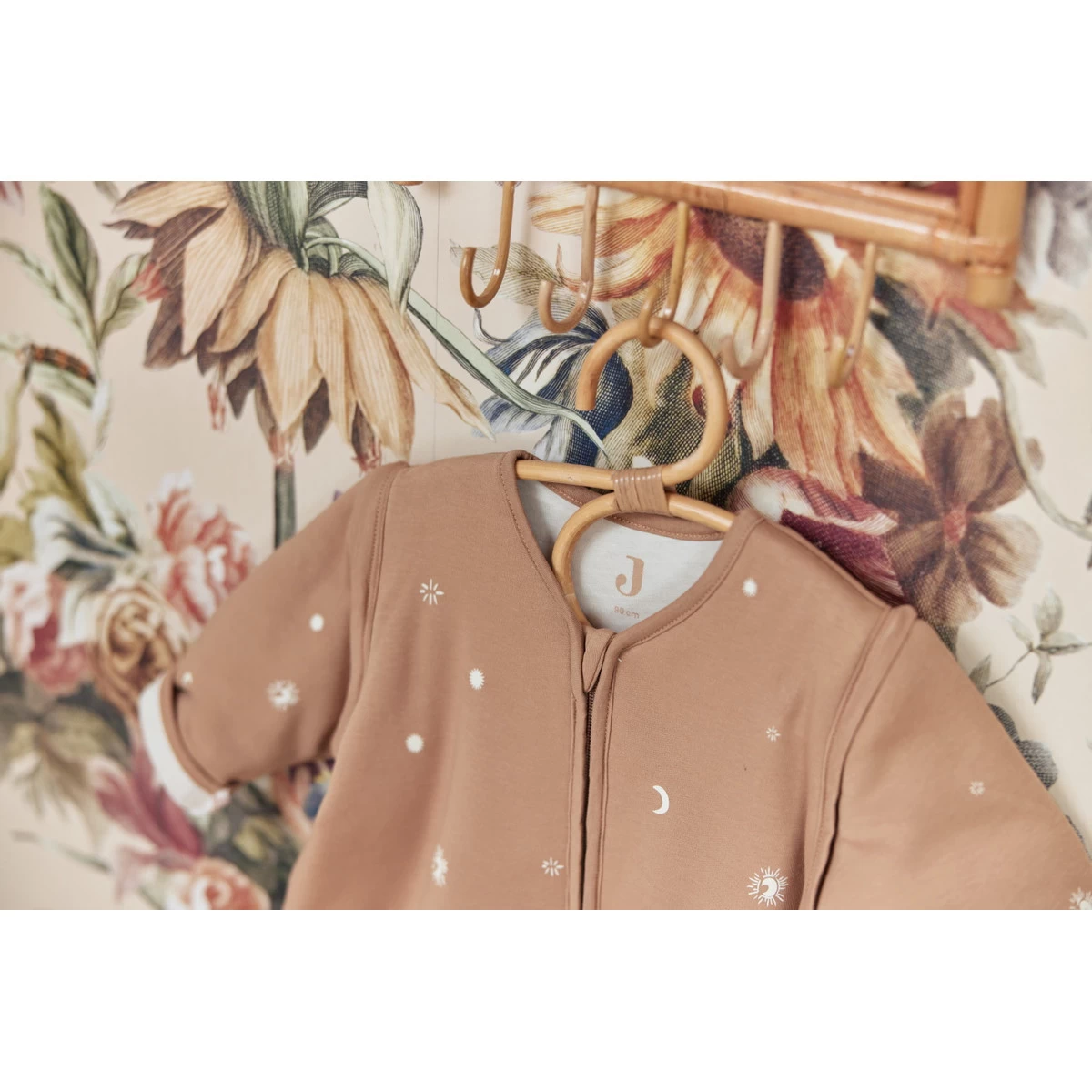 Jollein Stargaze Biscuit 110 Cm Slaapzak Met Afritsbare Mouwen 016-542-66090 13 Jollein Stargaze Biscuit 110 Cm Slaapzak Met Afritsbare Mouwen 016-542-66090 - Afbeelding 11