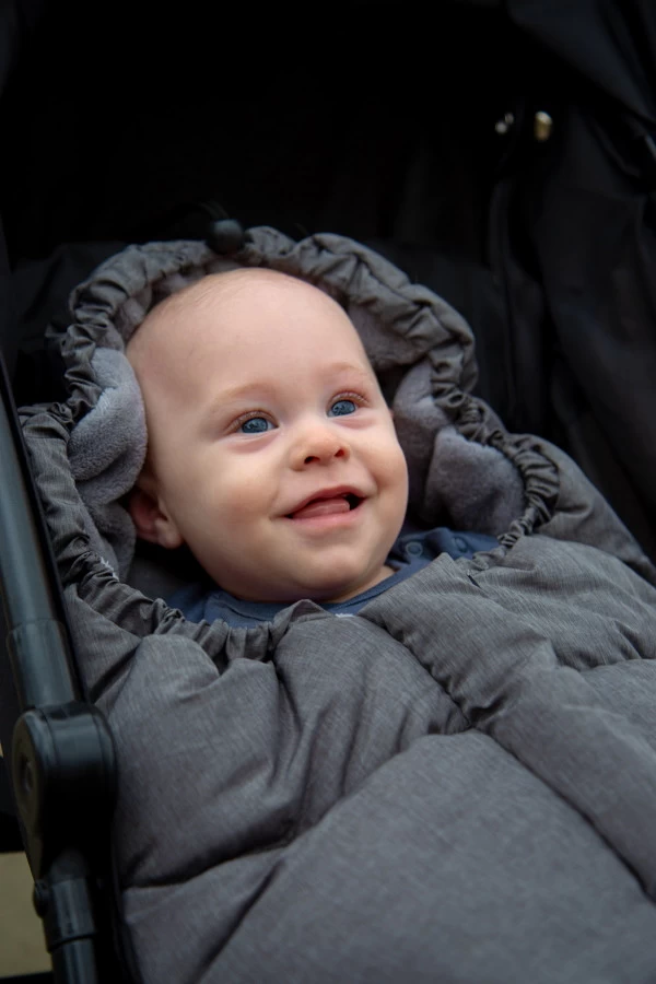 Ding Black Deluxe Universele Buggy/Wandelwagen Voetenzak DI-252424 13 Ding Black Deluxe Universele Buggy/Wandelwagen Voetenzak DI-252424 - Afbeelding 11