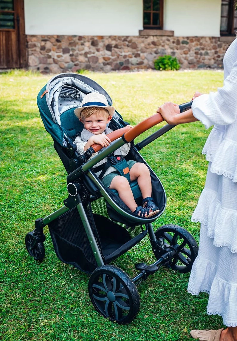 Momi Limuru Black 2-in-1 Combi Kinderwagen WOSP00029 19 Momi Limuru Black 2-in-1 Combi Kinderwagen WOSP00029 - Afbeelding 17