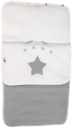 Petit Villain Hydrofiel Grijs Universele Autostoel Voetenzak -Kinderkraft Winkel petit villain hydrofiel grijs universele voetenzak 2