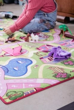 Rebel Roads Fairground Life 95x200 Cm Speelmat RSWTWGA26095200T01 10 Rebel Roads Fairground Life 95x200 Cm Speelmat RSWTWGA26095200T01 -Kinderkraft Winkel rebel roads fairground life 95x200 cm speelmat rswtwga26095200t01 3