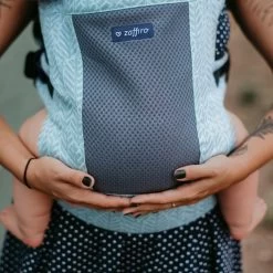 Zaffiro City Air Graphite Leaves Ergonomische Draagzak 7381 -Kinderkraft Winkel zaffiro city air beige leaves draagzak 7398 2 1